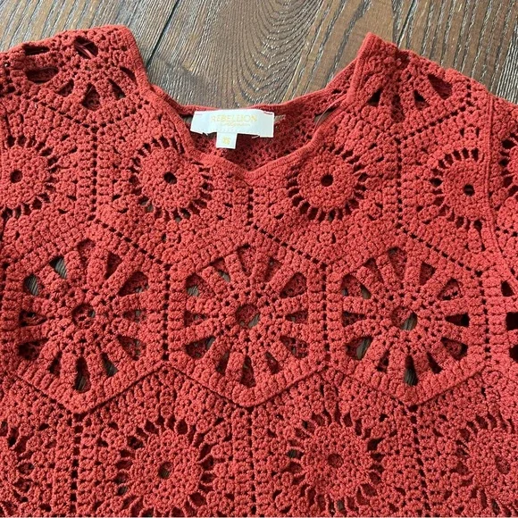 Rebellion Crochet Lace Blouse in Deep Red - Picture 2 of 6